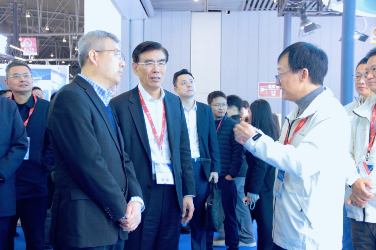 1763963156907939.png 1763963156907939.png